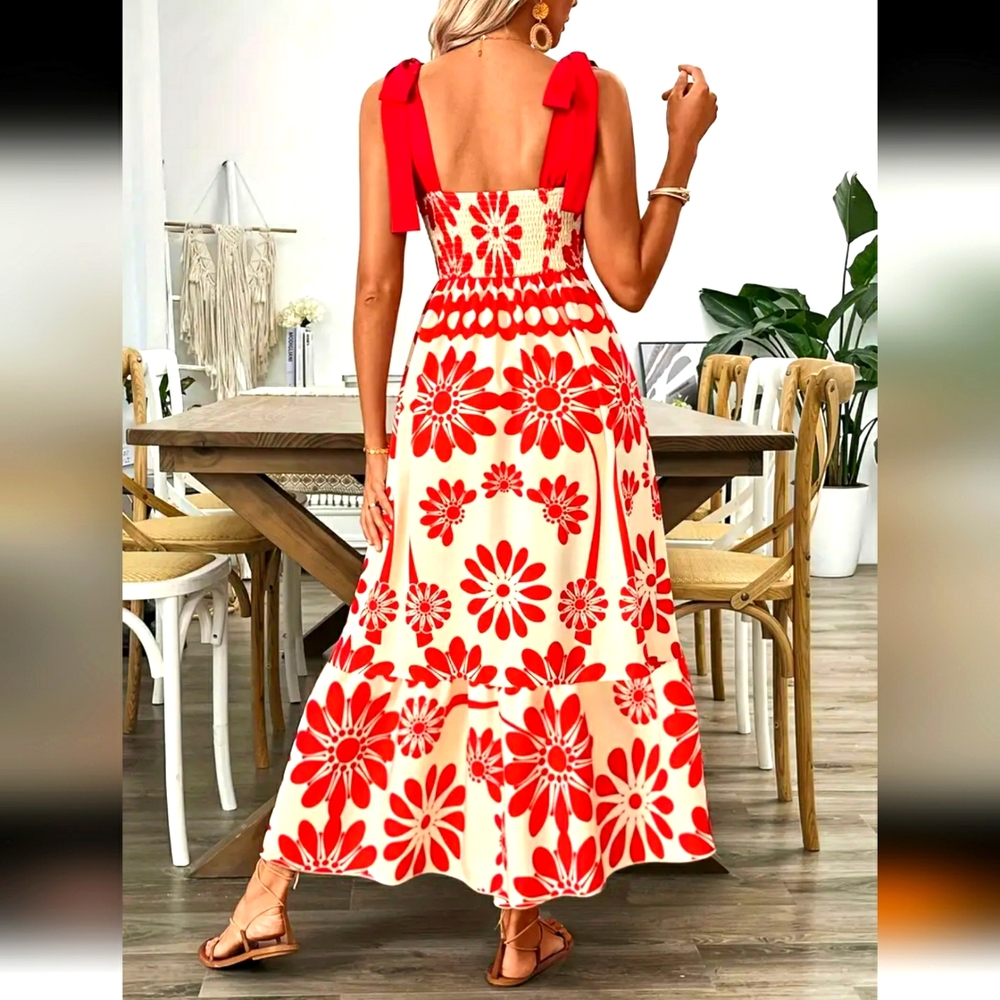 Red Boutique Maxi - Picture 2 of 2